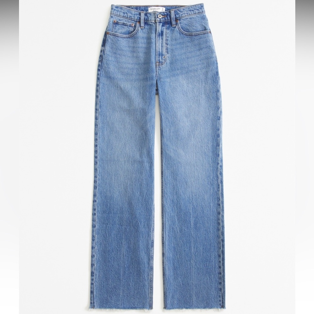Abercrombie Curve Love High Rise 90s Relaxed Jeans